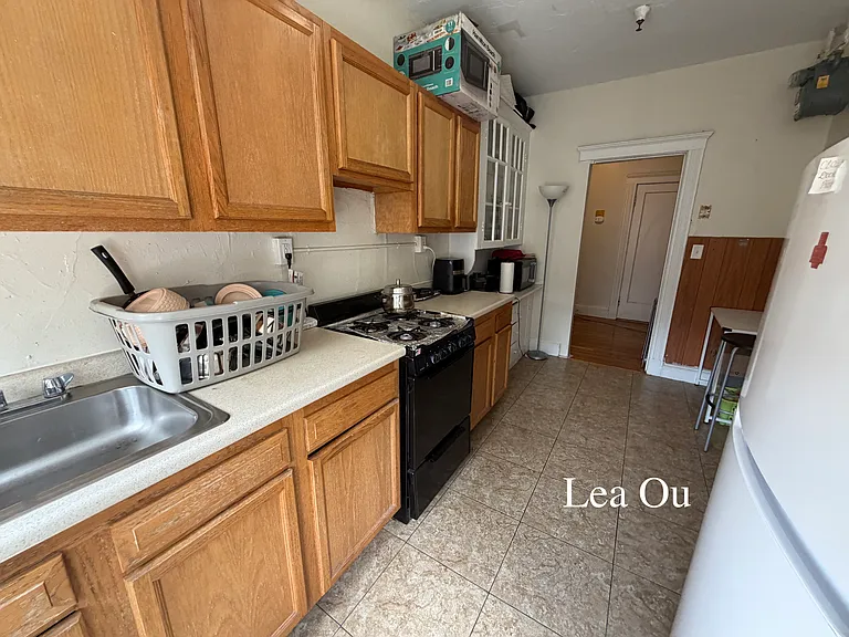 1800 Commonwealth Ave #9 — Photo 3