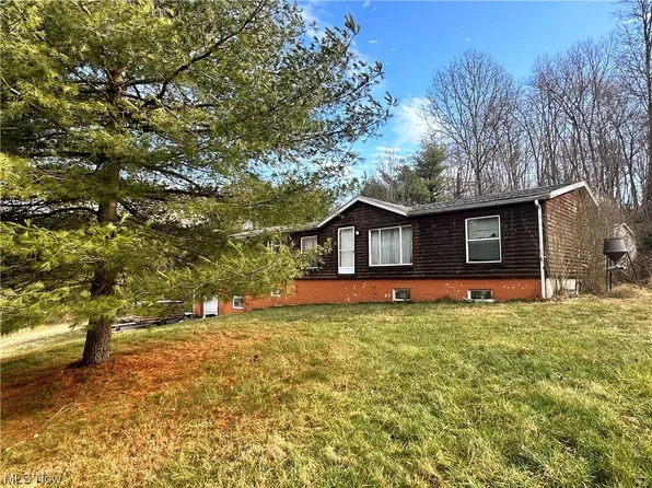 57296 Helena Rd, Pleasant City, OH 43772