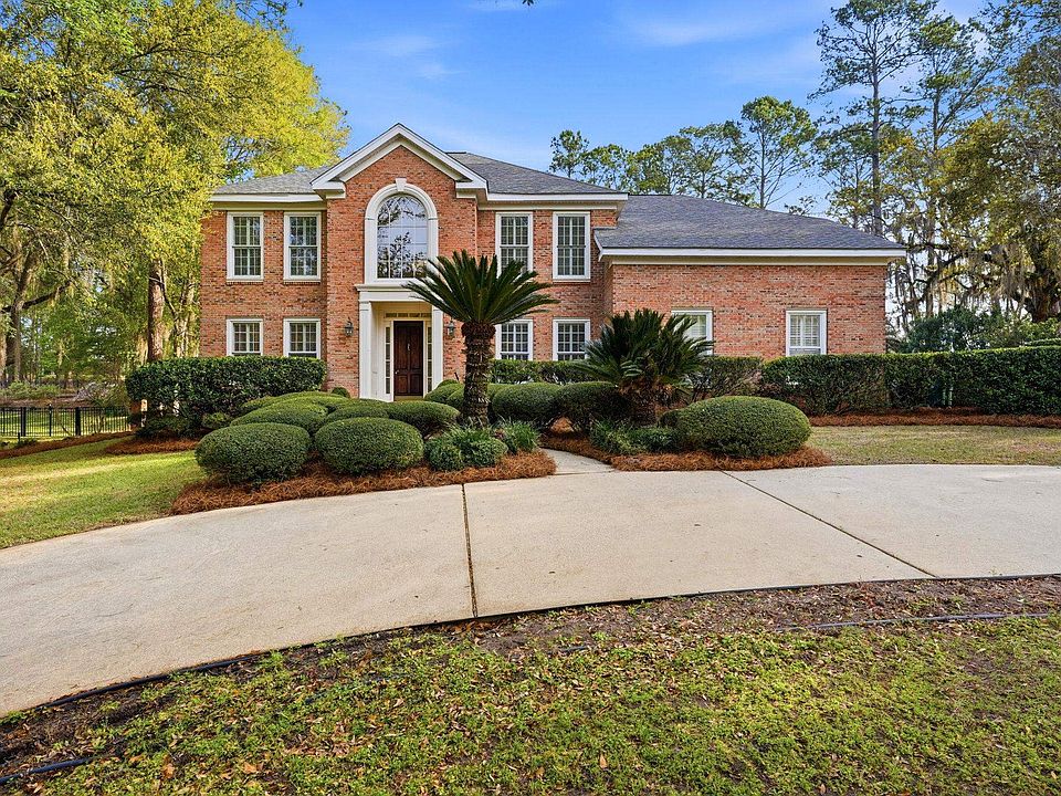 1st image of 3005 Golden Eagle Dr E