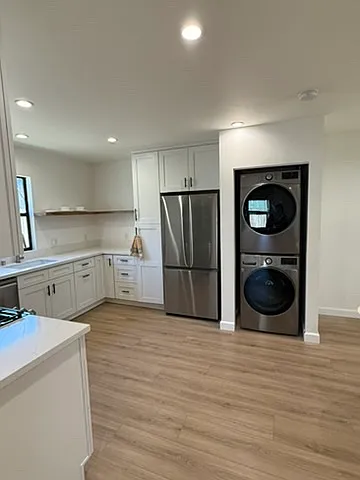 958 N Raymond Ave — Photo 5
