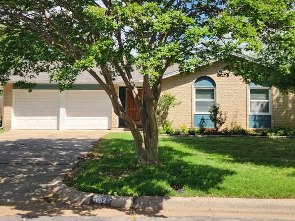 602 Janann St, Euless, TX 76039