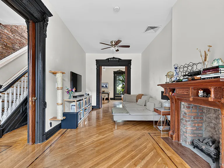 380 Herkimer St #2 — Photo 4