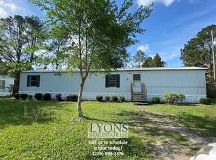 1913 Windsor Ave, Nashville, GA 31639