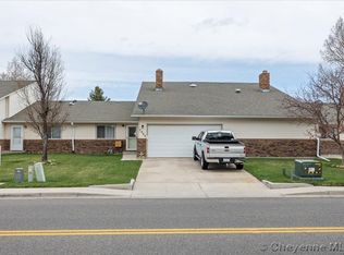 1006 E Carlson St, Cheyenne, WY 82009