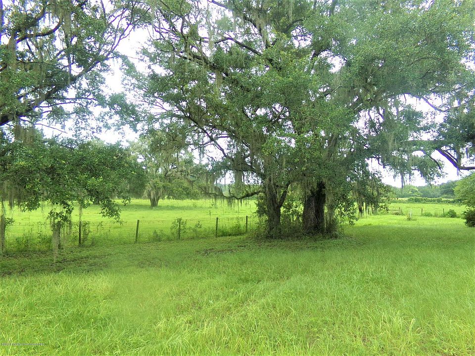 1st image of 10216 Beggs Ln