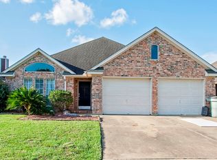 8056 Torrey Pines Cir, Beaumont, TX 77707