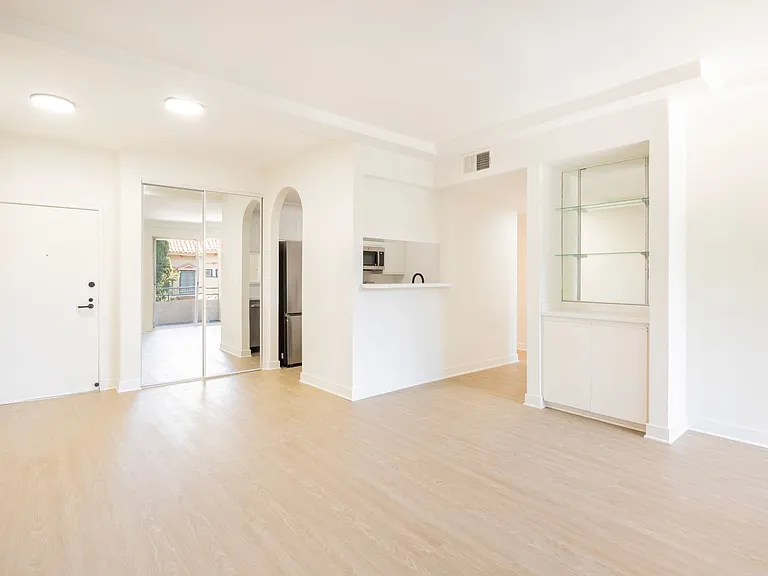 Welcome to 1616 Serrano Ave — Photo 13