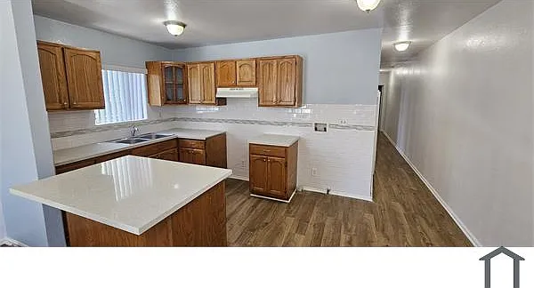 1808 Leighton Ave — Photo 1