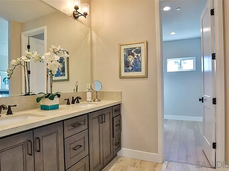 5051 Savannah St — Photo 19