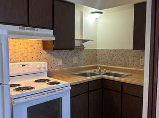 1139 Brosig St APT D, Green Bay, WI 54311