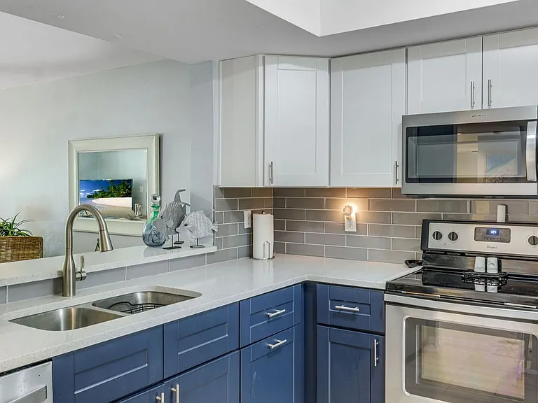 12601 Kelly Sands Way #411 — Photo 3