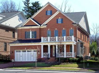 2159 Royal Lodge Dr, Falls Church, VA 22043