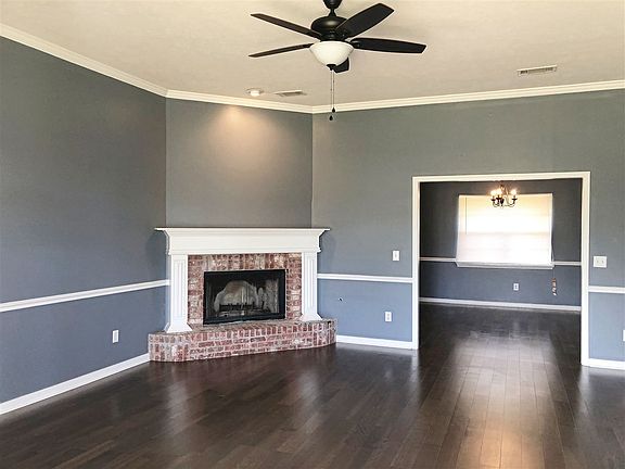 4th image of 430 Hillandale Dr