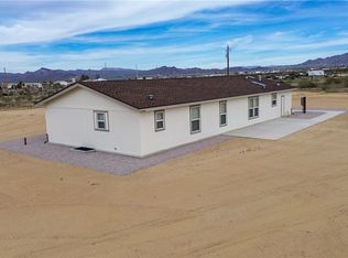 8996 W Palo Verde Dr, Dolan Springs, AZ 86441