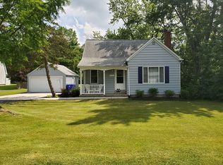 9521 Greiner Rd, Clarence, NY 14031