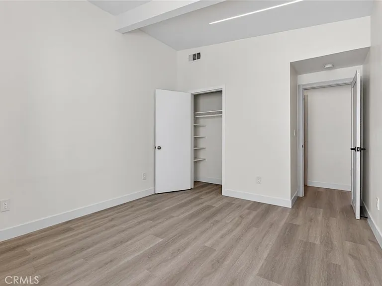 10806 Paso Robles Ave — Photo 20