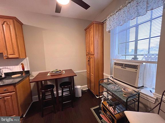 5th image of Unit 1305 N Broom St Unit 1305-303