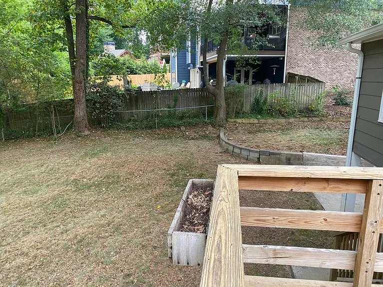 1545 Gaylor Dr SE — Photo 29