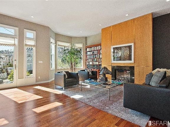 3rd image of 836 Alvarado St