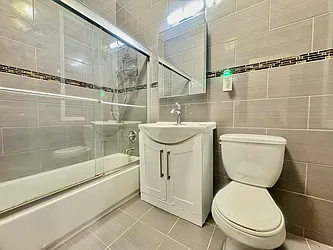 Rented by R New York