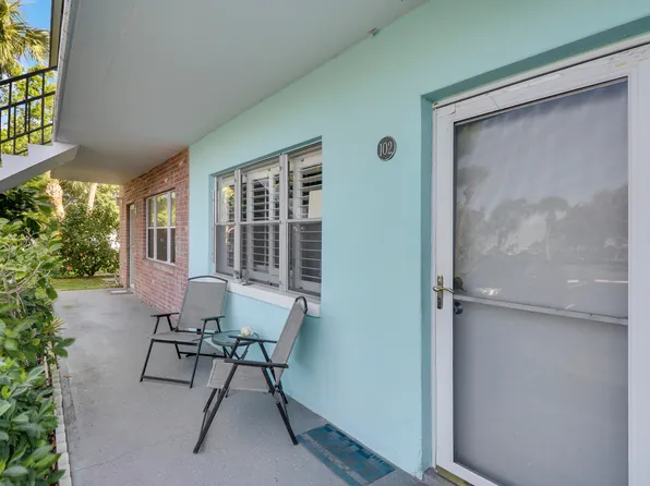 1200 Colonnades Drive #102, Fort Pierce, FL 34949