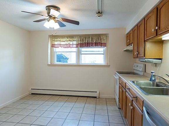 5th image of 510 Child St APT 402B