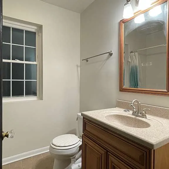 2734 W Winnemac Ave #2 — Photo 19