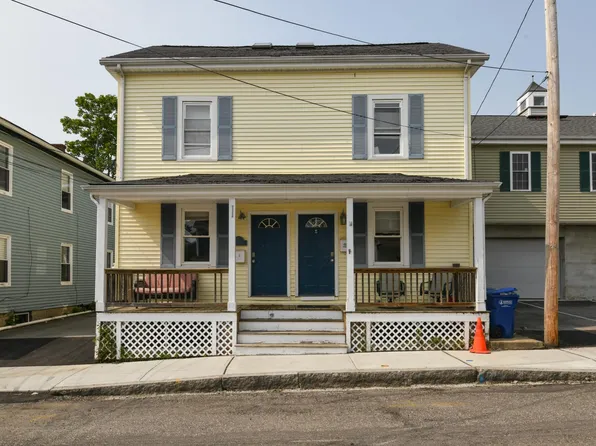 12 Grafton St, Newport, RI 02840