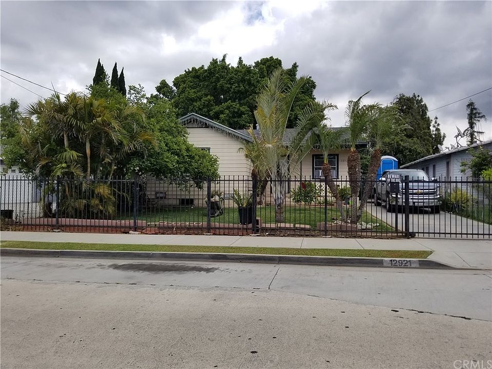 1st image of 12921 Wilshire Dr