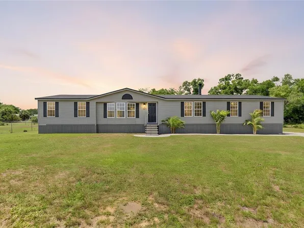 9150 Wood Terrace Dr, Tampa, FL 33637