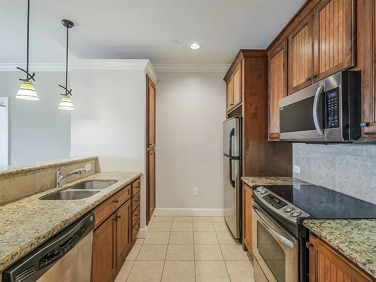 2203 Dorrington St #309 — Photo 14