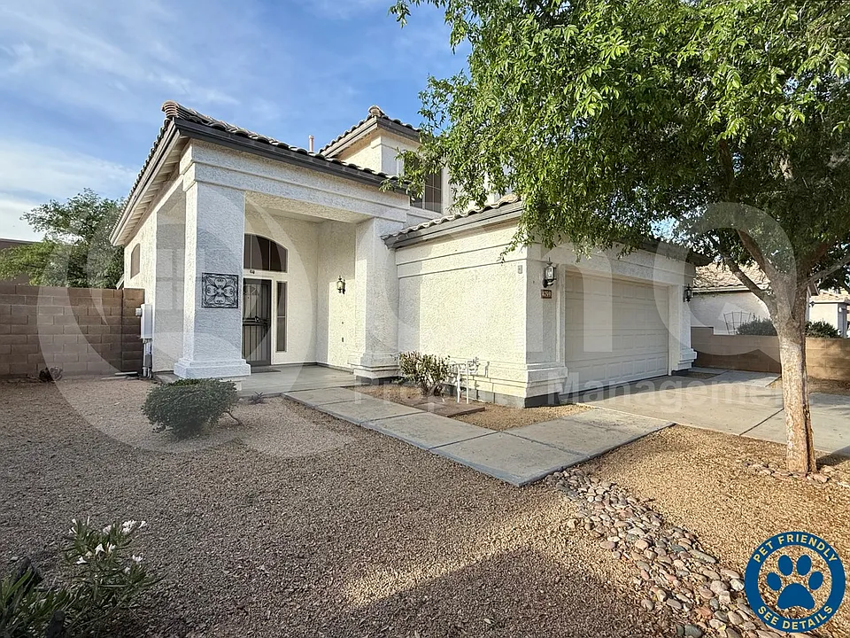 4759 E Lavender Ln