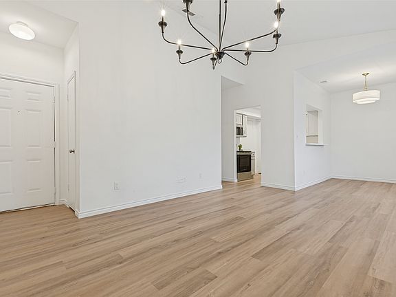 3rd image of 8600 Coppertowne Ln APT 1707