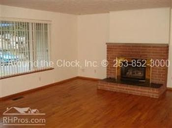 2nd image of 1410 E Walnut St