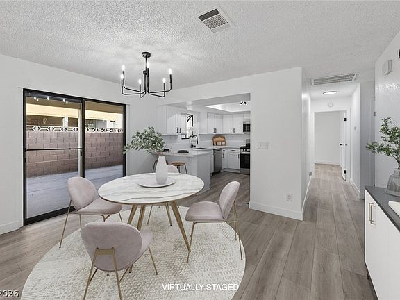 5th image of 653 Lineshack Ln