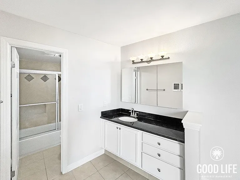 4860 Rolando Ct #10 — Photo 8