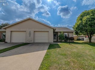 230 Highland Ave, Bellevue, OH 44811