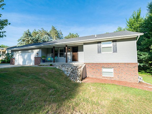 2nd image of 4178 Ponderosa Dr