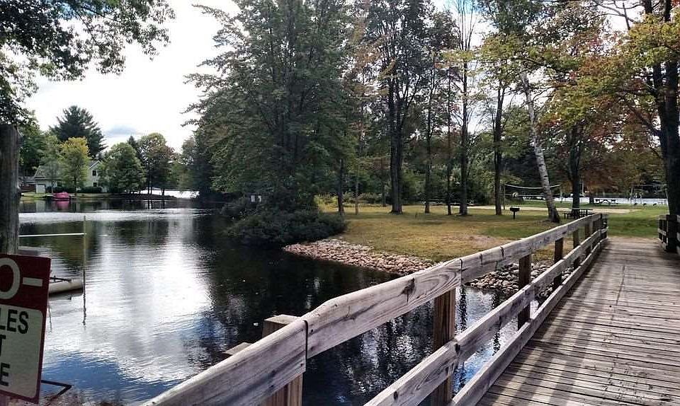 1st image of Xxx Springwood Dr