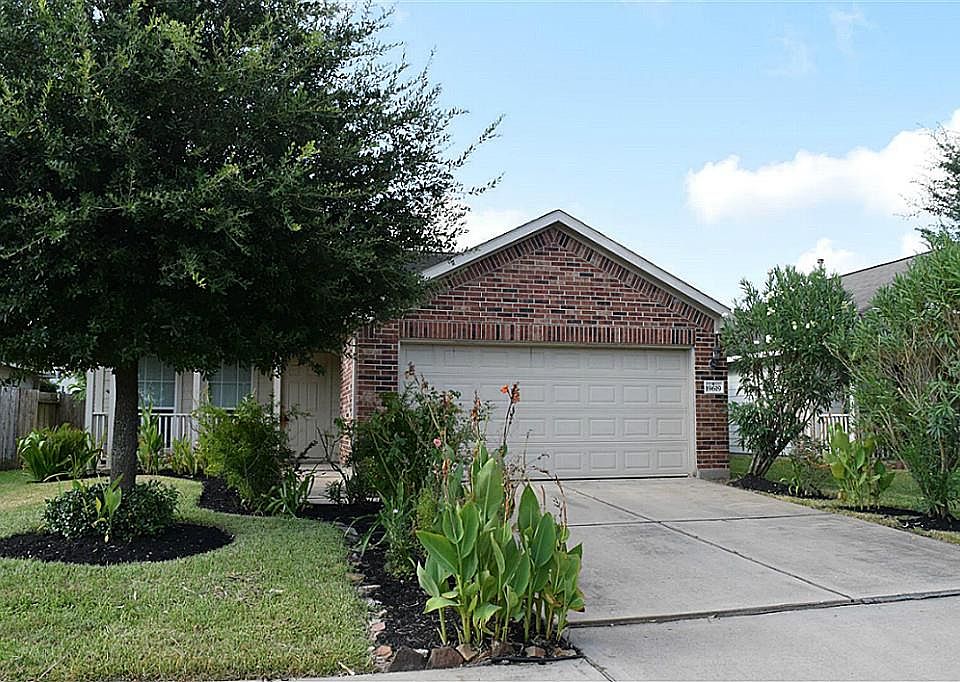 1st image of 19619 Ballina Meadows Dr