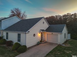 50 Arlington Dr, Macomb, IL 61455