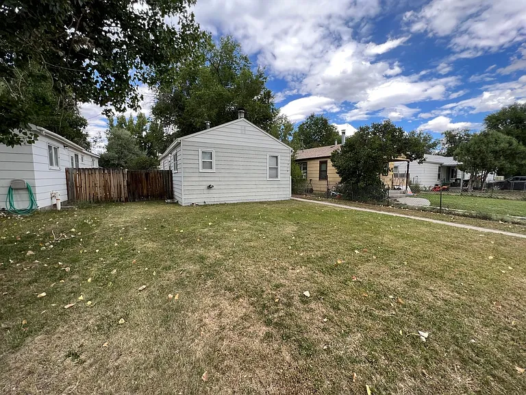 1016 E Roosevelt Ave — Photo 42