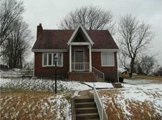 2004 New York Ave, Finleyville, PA