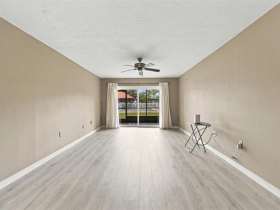 3rd image of 3265 BENEVA ROAD #104