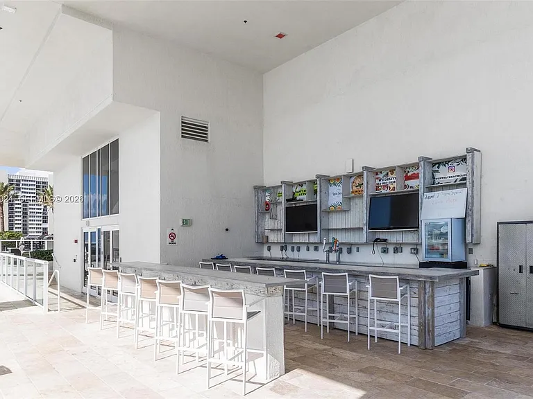 1800 S Ocean Dr #Penthouse 4404 — Photo 38