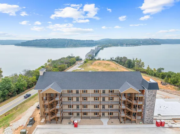 74 Bridgewater Loop #15 BLDG 1, Kimberling City, MO 65686