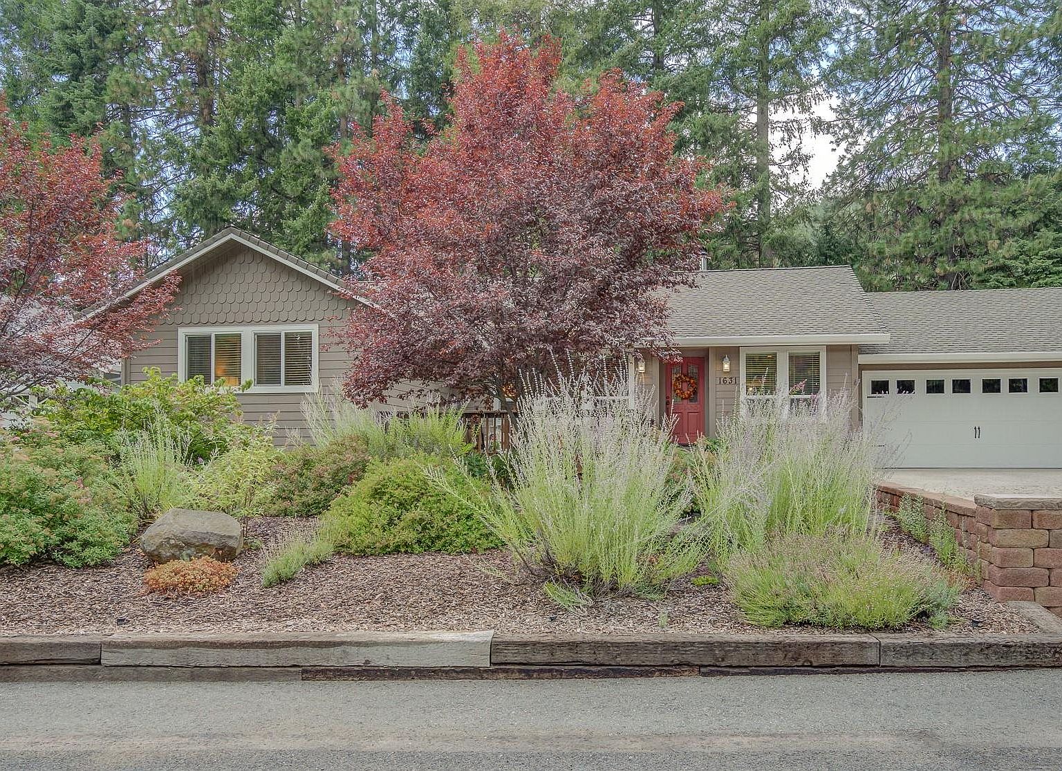 1631 Holiday Ln, Mount Shasta, CA 96067 Zillow