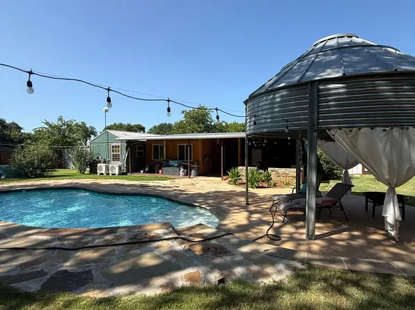 2723 Tin Top Rd, Weatherford, TX 76087