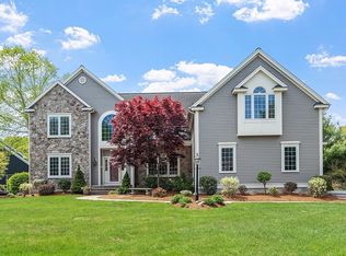 2 Whittemore Ter, Andover, MA 01810