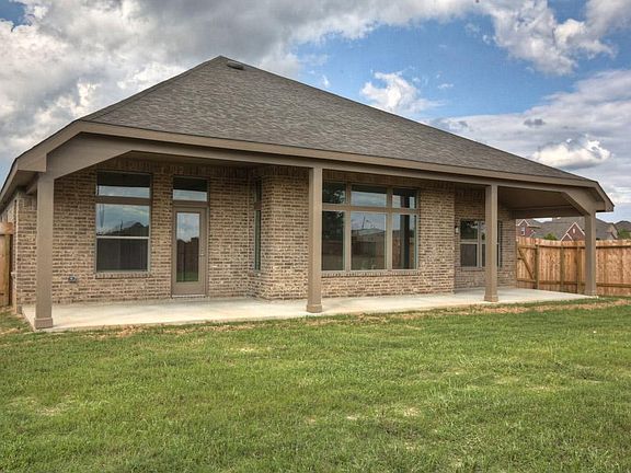 5th image of 19739 Benbrook Manor Ln